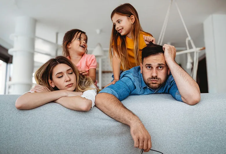 چگونه می‌توانیم به عنوان والدین استرس خود را مدیریت کنیم؟